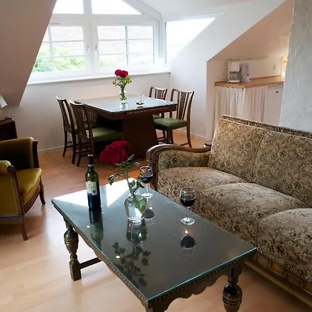 Nymarksminde Bed and Breakfast