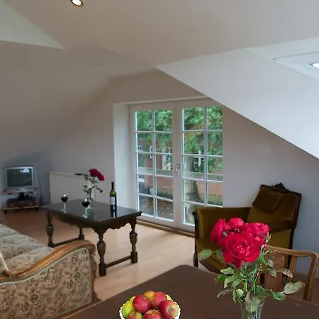 Nymarksminde לינה וארוחת בוקר Vodskov